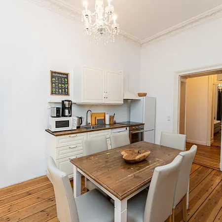 Appartamento Be In Zentral Und Ruhig Fuer Familien Und Geschaeftsreisende In Schoeneberg *