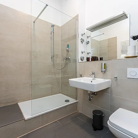 Apartamento Flair Zentral Und Ruhig Für Familien Und Geschäftsreisende - Von Rueden Gmbh Berlín