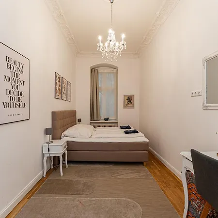 Apartamento Flair Zentral Und Ruhig Für Familien Und Geschäftsreisende - Von Rueden Gmbh