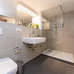 Apartmán Be In Zentral Und Ruhig Fuer Familien Und Geschaeftsreisende In Schoeneberg Berlín