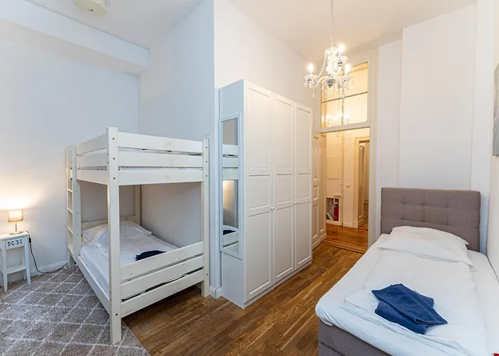 Be In Zentral Und Ruhig Fuer Familien Und Geschaeftsreisende In Schoeneberg * ברלין